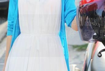 美媛馆 - 看到子纯儿Annie的在线职业装写真，想着我能不能也这样“轻松工作”呢？