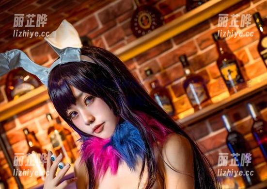芊川一笑MNK 嘻哈分享时刻:“芊川一笑MNK”的体操服图集,轻松搞定运动风!