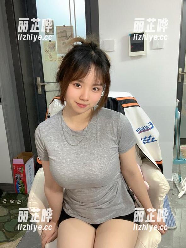 微密圈 - 当葱油饼er变成写真，图集里的秘密妙不可言！