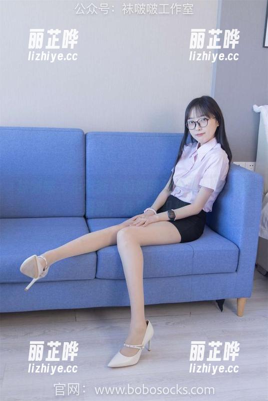 袜啵啵 - 小淳新推的咖啡丝合集：说好的清新，结果太犯规