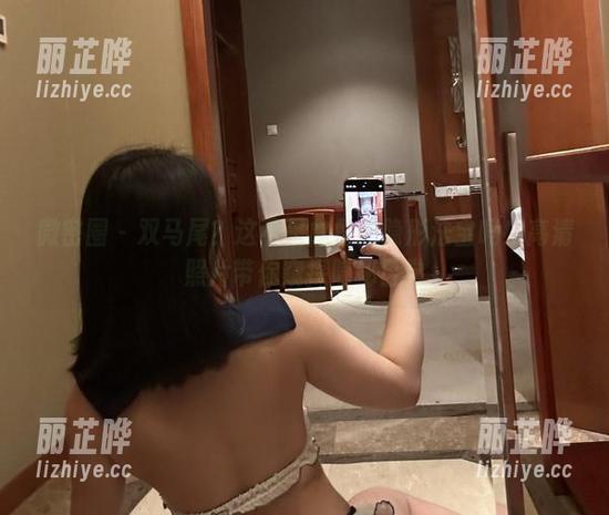 微密圈 - 双马尾？这不是詹詹的隐形法宝吗！高清照片带你窥探隐秘日常