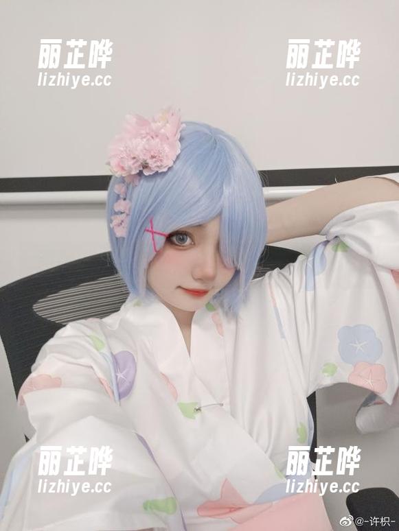 图集：在浴室里，许枳和泡沫有个约会