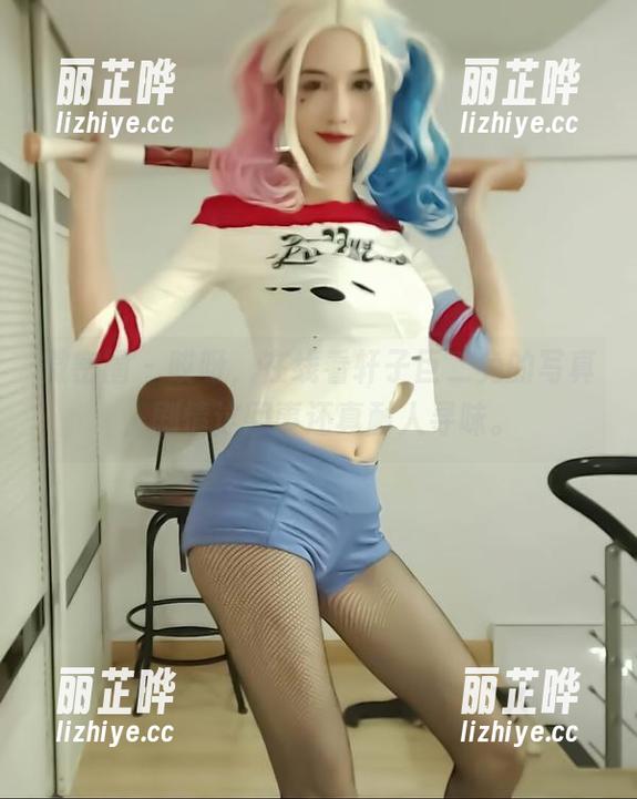 微密圈 - 哎呀，在线看轩子巨二兔的写真，剧情这回事还真耐人寻味。