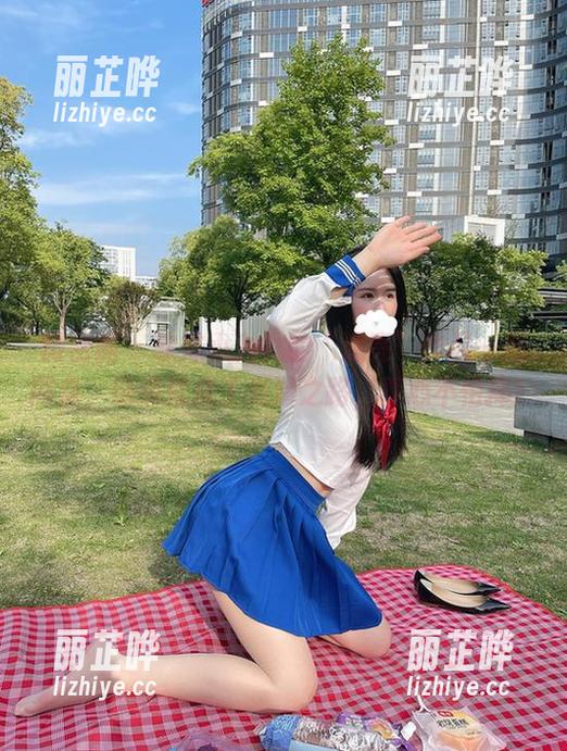 软妹小九九 微密圈 - 软妹小九九的“油亮”作品一到网盘,链接就成了光滑之路,真心不怕摔!