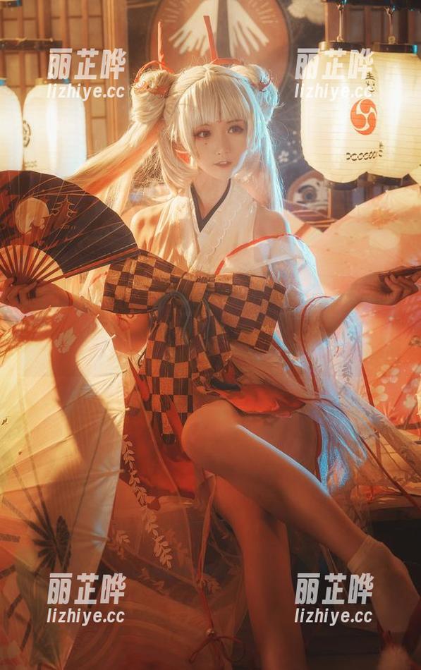金鱼yui 高清原图,金鱼yui的旗袍搭乘时崎狂三,让我不禁想,真的是这样穿的吗?