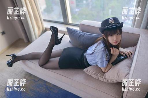 雪琪SAMA的双马尾体操服新作：打开福利新篇章！