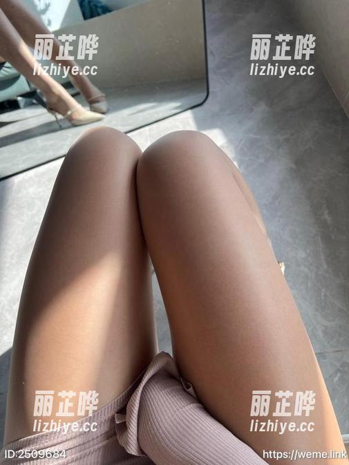 微密圈 - 黑饱宝的“天使”，想要下载？小心，这作品可能会让你思绪万千。