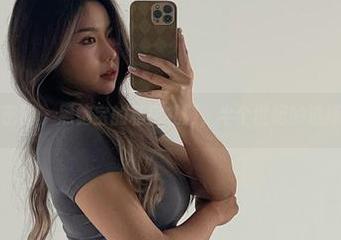 微密圈 - 黑饱宝的私房礼服，半个世纪的选择？
